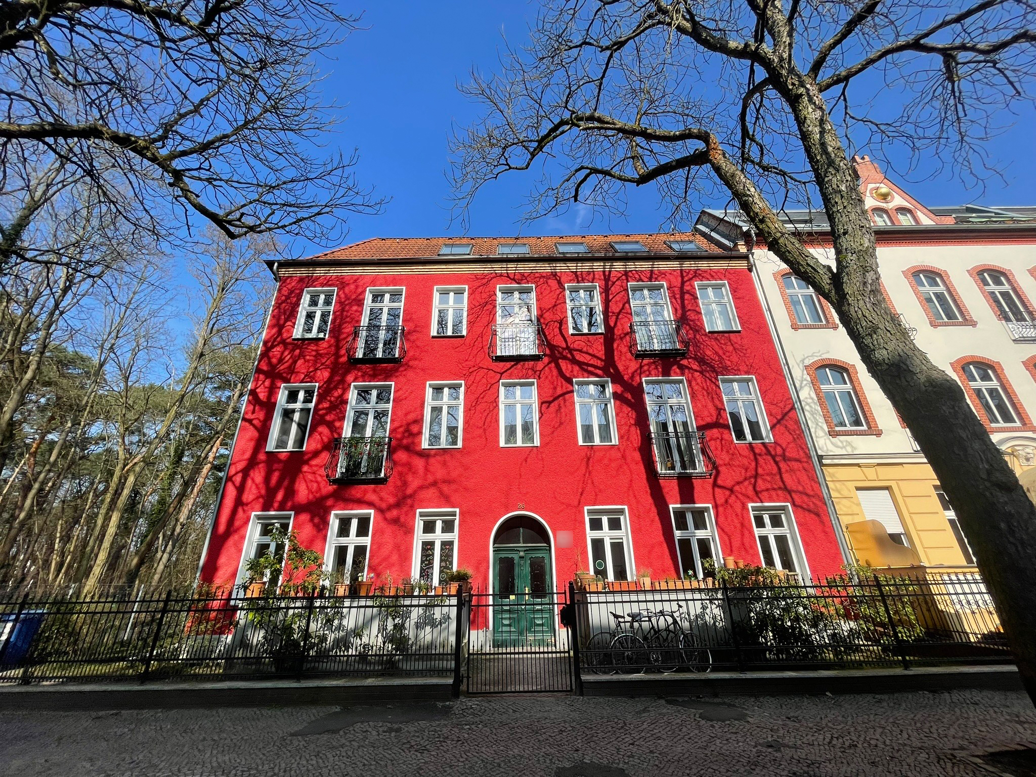 Historisches Mehrfamilienhaus vollständig saniert in begehrter Lage von Grünau