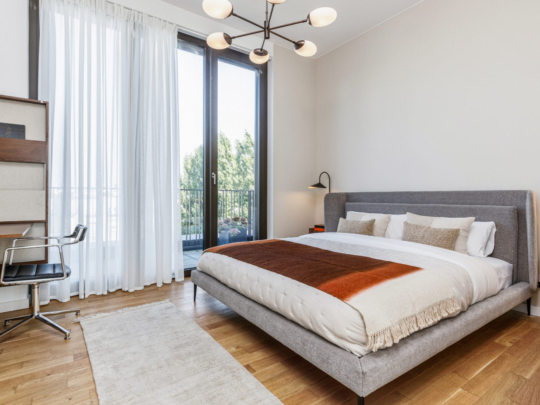 Schlafzimmer 1