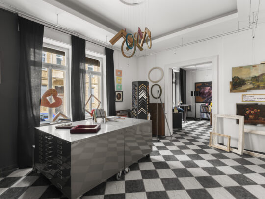 EG:Atelier/Showroom