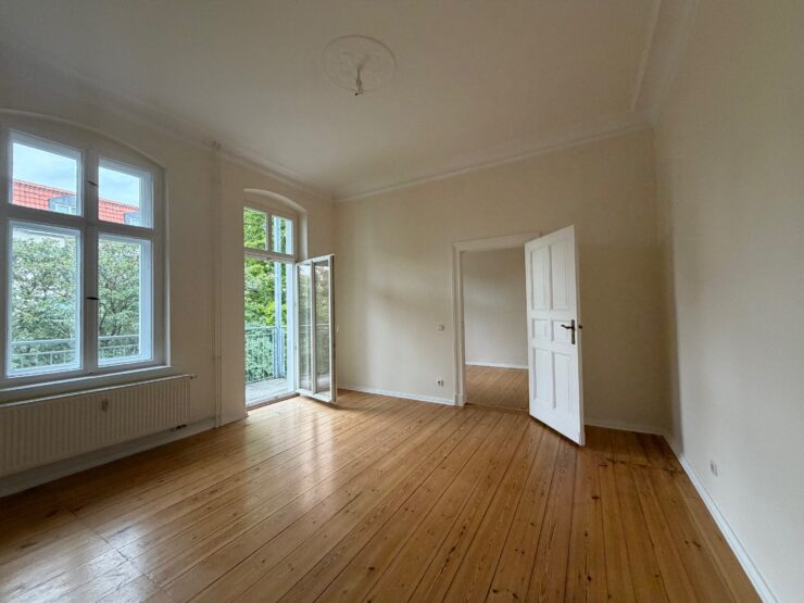 Gelegenheit! 2 aneinander liegende, ruhige Altbauwohnungen mit Westbalkon an Spree und Tiergarten