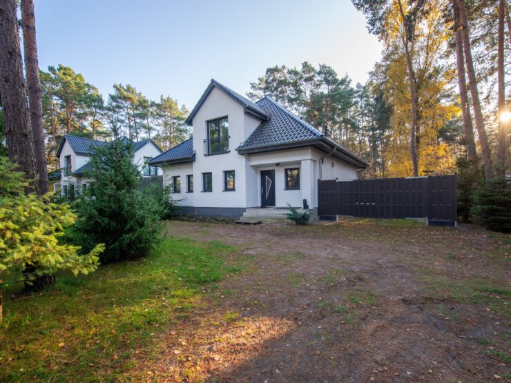 Seltene Gelegenheit: Zwei Häuser auf auf großzügigem Areal