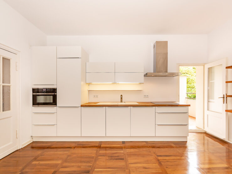 Stilvolle Marken-Einbauküche